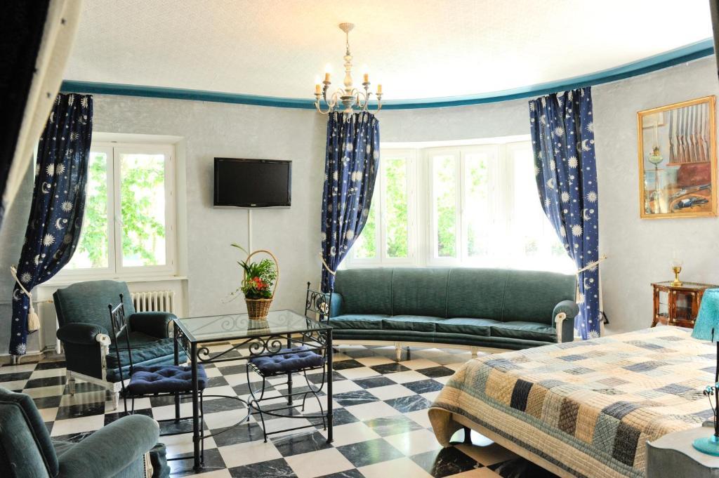 Auberge Bourrelly Cabriès Zimmer foto